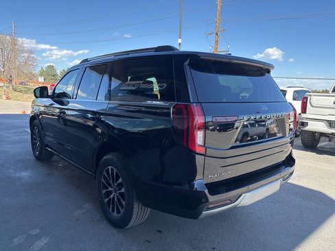 Used 2025 Ford Expedition Platinum image 6