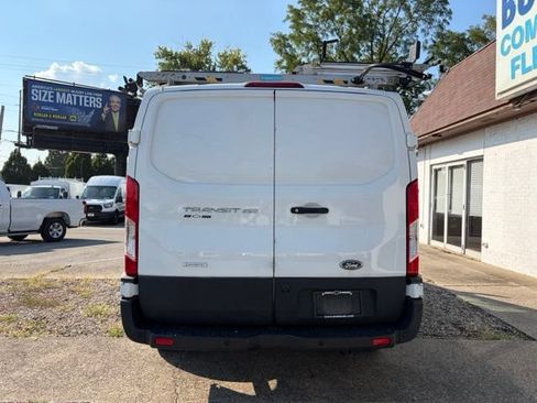 Used 2019 Ford Transit 250 130 Low Roof RWD image 8