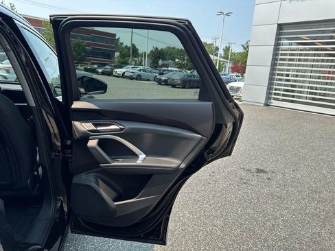 Used 2025 Audi Q5 Premium w/ Convenience Package AWD/4WD image 28