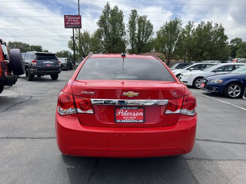 Used 2016 Chevrolet Cruze LT FWD image 5