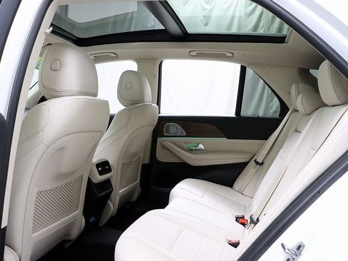 Certified 2026 Mercedes-Benz GLE 350 4MATIC image 13