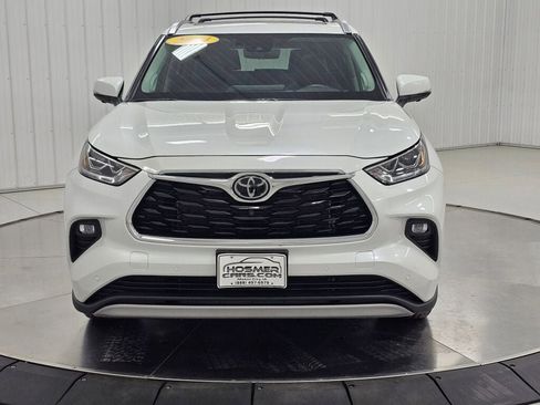 Used 2024 Toyota Highlander Platinum AWD/4WD image 8