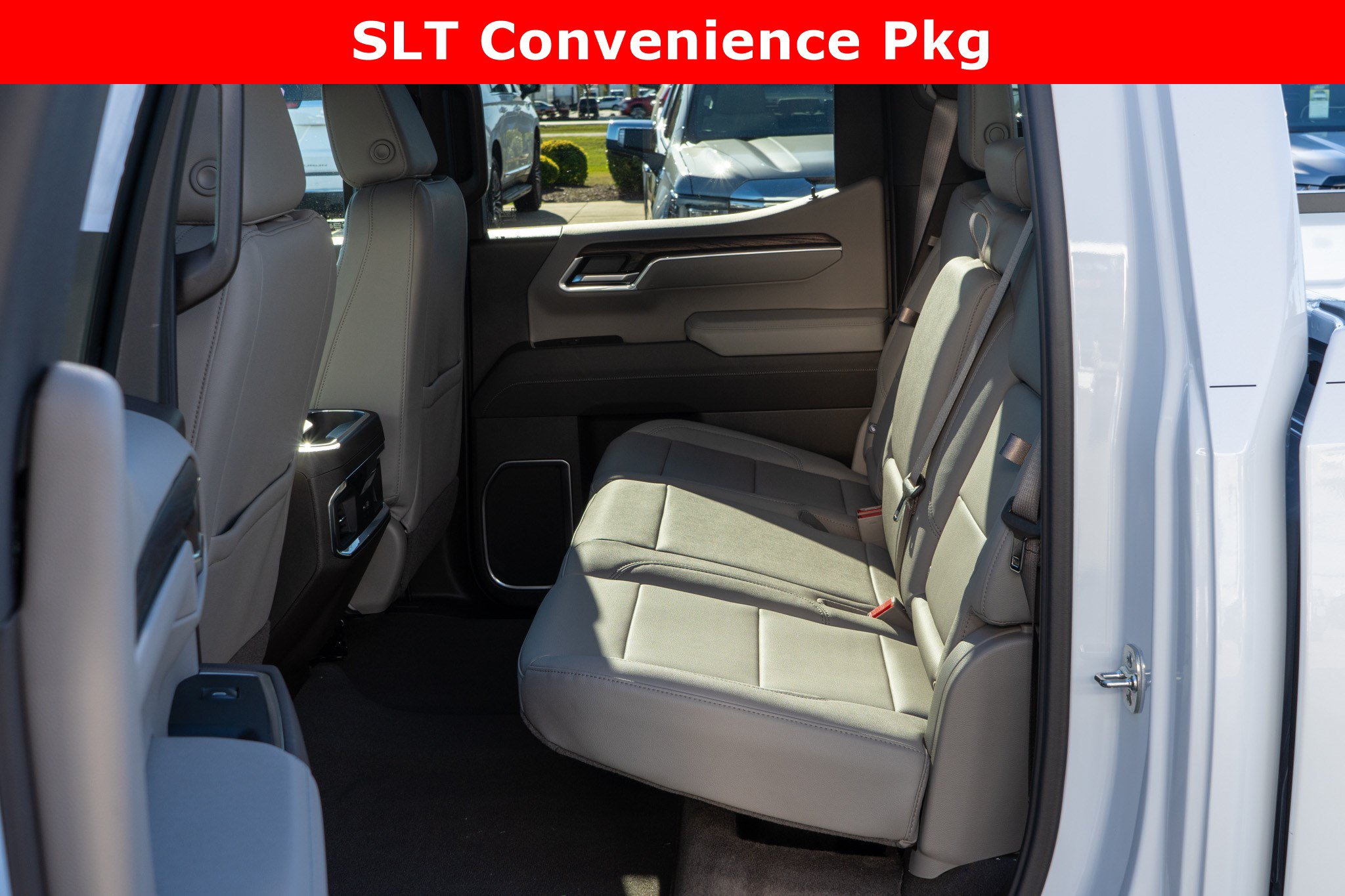 Used 2026 GMC Sierra 1500 SLT w/ SLT Premium Package AWD/4WD image 19