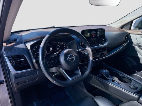 Used 2023 Nissan Rogue SL w/ SL Premium Package image 9