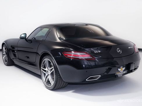 Used 2011 Mercedes-Benz SLS AMG Coupe image 7