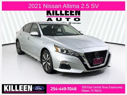 Used 2021 Nissan Altima 2.5 SV w/ SV Premium Package