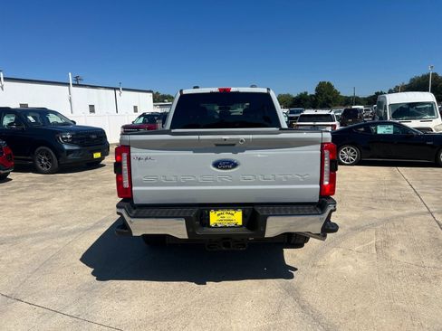 New 2026 Ford F350 Lariat RWD image 4