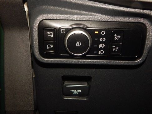 Used 2023 Ford Bronco Badlands image 21