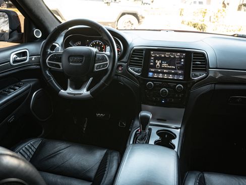 Used 2019 Jeep Grand Cherokee Trackhawk image 28