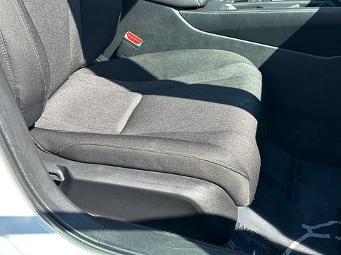 Used 2023 Honda Accord EX image 7