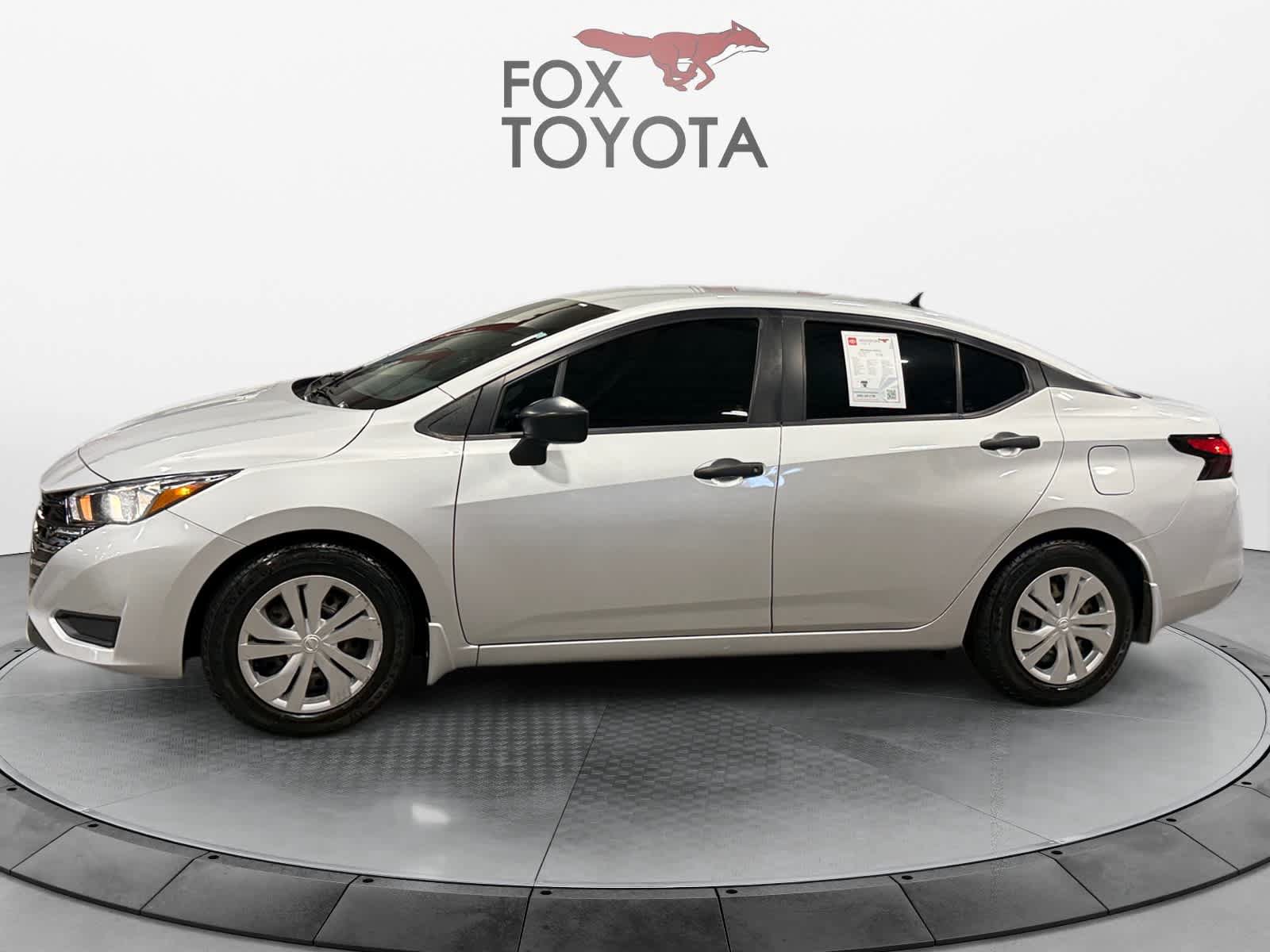 Used 2023 Nissan Versa S w/ Trunk Package FWD image 3
