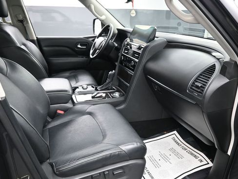 Used 2024 INFINITI QX80 Luxe RWD image 31