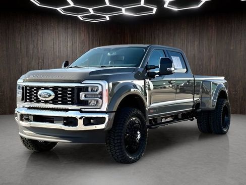 Used 2026 Ford F450 Lariat w/ Lariat Premium Package AWD/4WD image 4