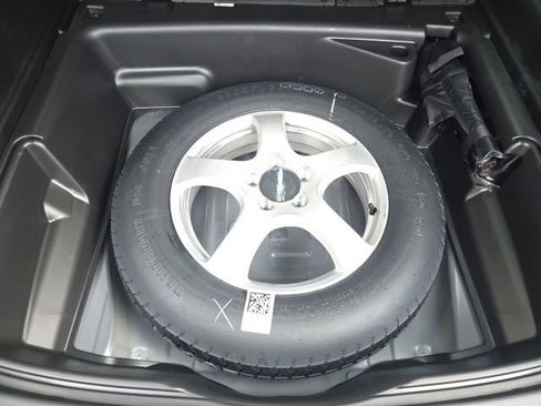 New 2026 Jeep Grand Cherokee Laredo image 30