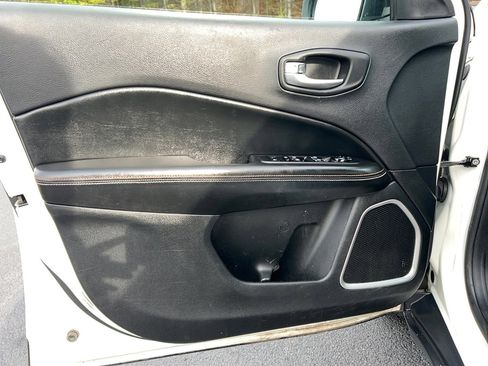 Used 2019 Jeep Compass Sport image 12