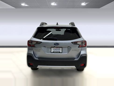 Used 2024 Subaru Outback Limited XT image 8