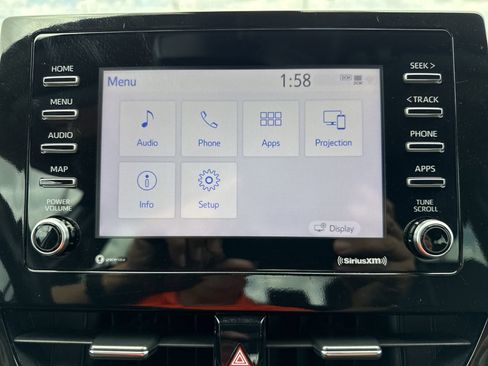 Used 2023 Toyota Camry SE image 19