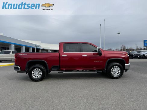 Used 2020 Chevrolet Silverado 2500 LTZ w/ LTZ Plus Package image 8
