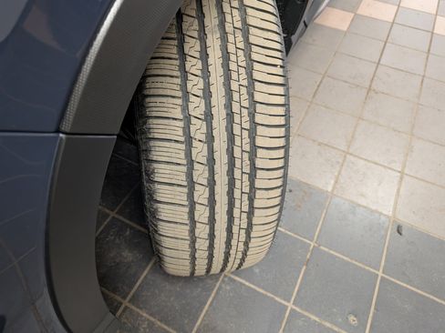 New 2025 Subaru Ascent Touring w/ Popular Package #2 image 39