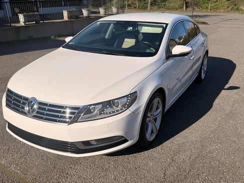Used 2013 Volkswagen CC R-Line FWD image 2