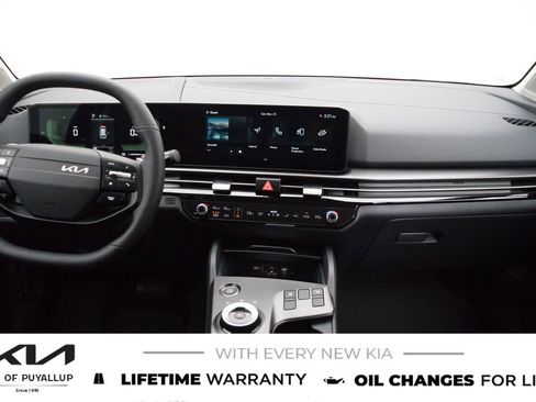 New 2026 Kia Sportage EX image 17