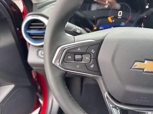 Used 2026 Chevrolet Trax LT w/ Driver Confidence Package image 15