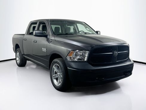 Used 2018 RAM 1500 Tradesman w/ Popular Equipment Group AWD/4WD image 3
