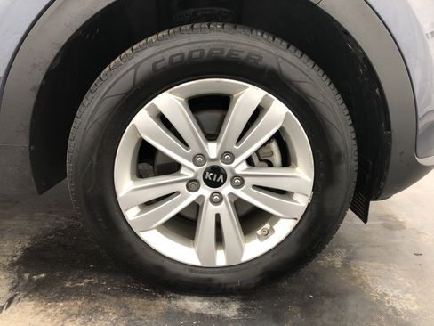 Used 2019 Kia Sportage LX image 21
