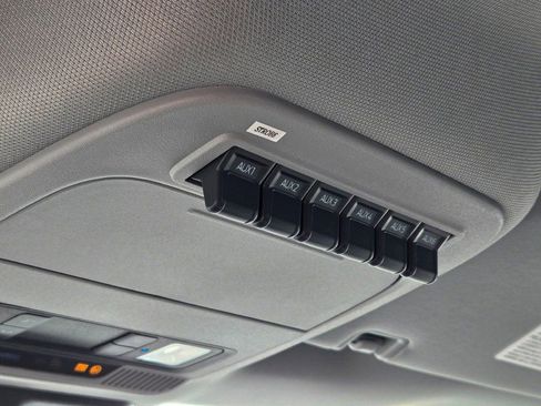 New 2026 Ford F550 4x4 Regular Cab Super Duty image 21