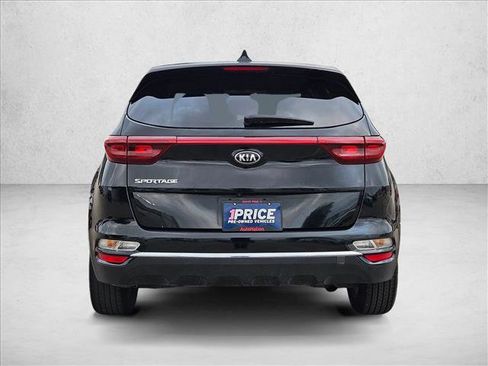 Used 2022 Kia Sportage LX FWD image 6