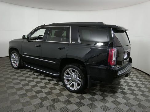 Used 2017 GMC Yukon SLT w/ Premium Edition image 6