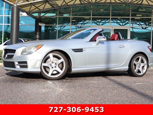 Used 2016 Mercedes-Benz SLK 300 image 5