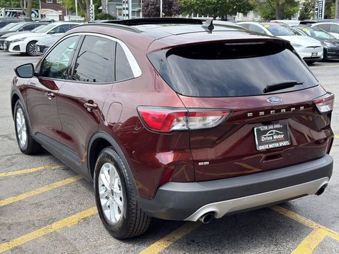 Used 2021 Ford Escape SE w/ Cold Weather Package FWD image 8