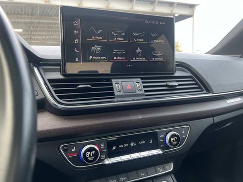 Used 2022 Audi Q5 2.0T Premium image 18