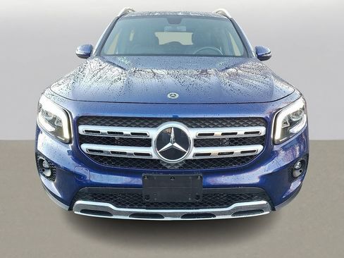 Used 2021 Mercedes-Benz GLB 250 4MATIC image 2