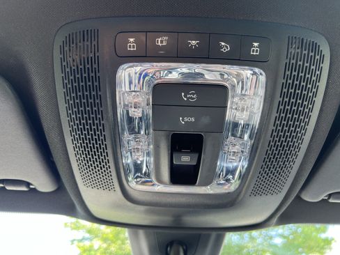 Certified 2023 Mercedes-Benz GLB 250 image 28
