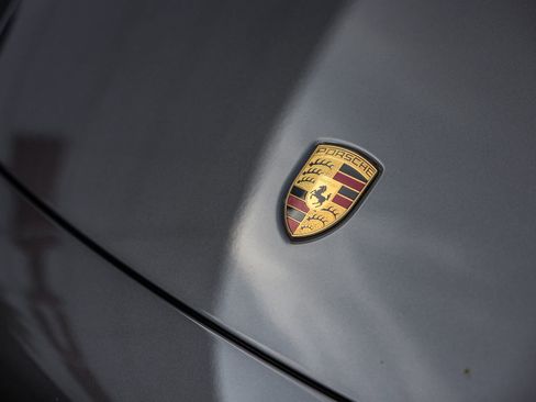 Certified 2024 Porsche 911 Carrera 4S image 25