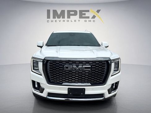 Used 2023 GMC Yukon XL Denali Ultimate AWD/4WD image 8