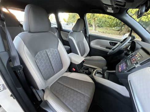 Certified 2025 Subaru Forester image 24