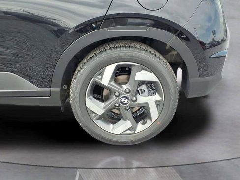 New 2026 Hyundai Venue SEL FWD image 9