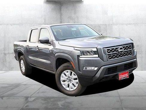 Used 2022 Nissan Frontier SV w/ SV Premium Package AWD/4WD image 2