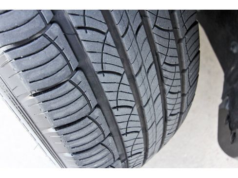 Used 2023 Lincoln Nautilus AWD image 31