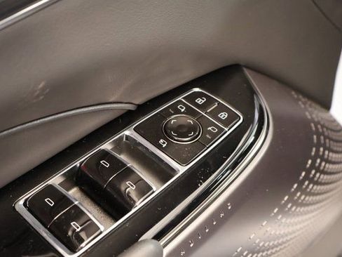 New 2026 Cadillac Lyriq Luxury image 10