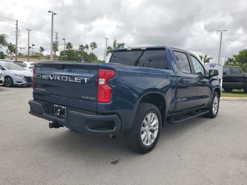 Used 2022 Chevrolet Silverado 1500 Custom image 4