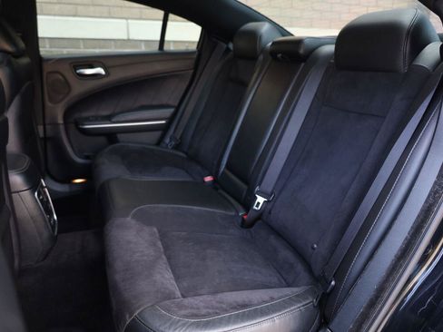 Used 2019 Dodge Charger Scat Pack w/ Plus Group RWD image 22