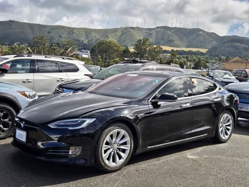 Used 2018 Tesla Model S 75D AWD/4WD image 1