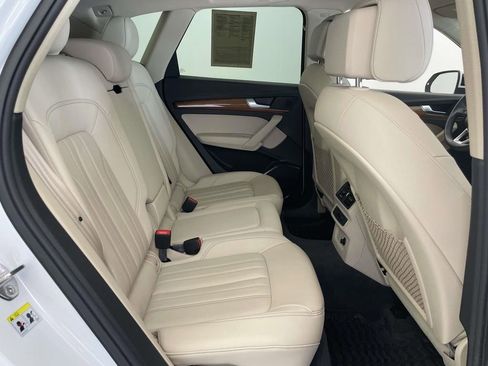 Certified 2023 Audi Q5 2.0T Premium w/ Convenience Package AWD/4WD image 22