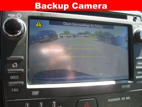 Used 2015 Chevrolet Traverse LT FWD image 16