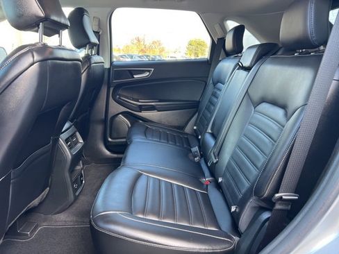 Certified 2022 Ford Edge SEL w/ Convenience Package image 19