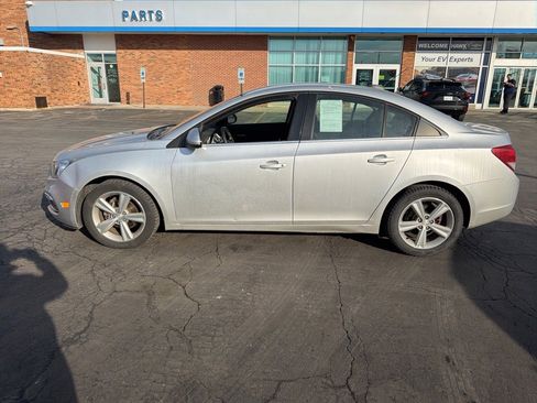 Used 2015 Chevrolet Cruze LT image 1